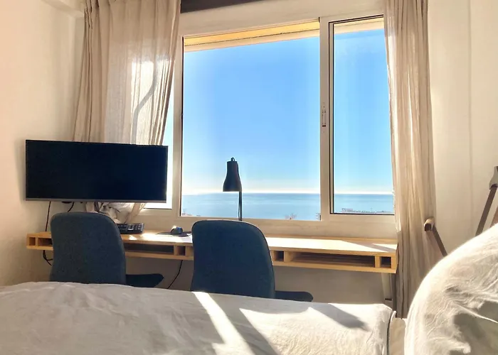 Beautiful Mediterranean Views In Lägenhet Torremolinos